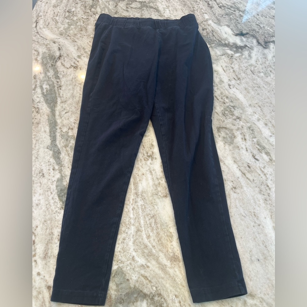 Torrid black leggings size 1‎